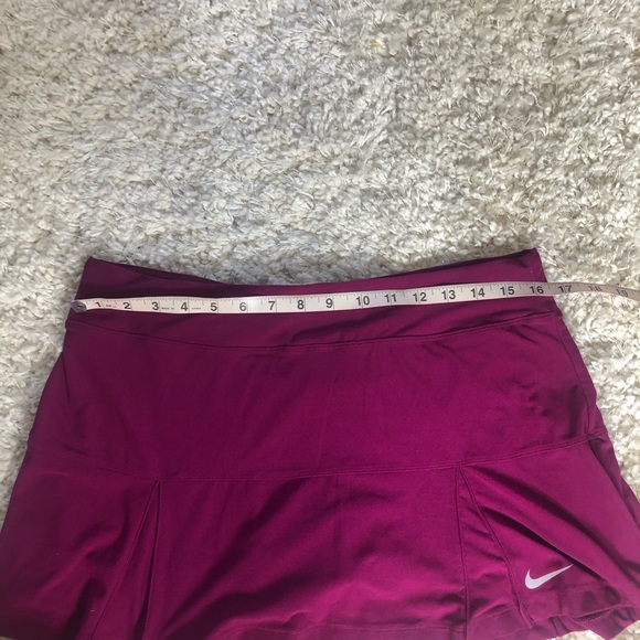 SOLD Nike Fuschia Tennis Skirt/Skort Size Large - Picture 6 of 7